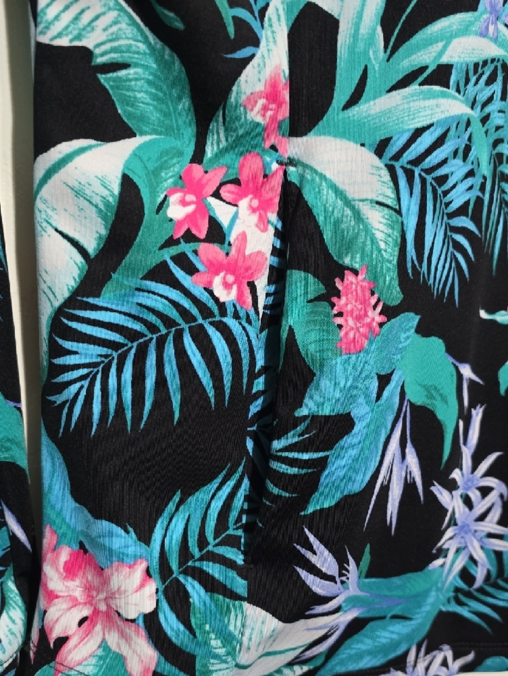 Tommy Bahama Black Tropical Floral Zip-Front Long Sleeve Top - Picture 3 of 7